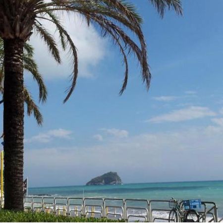 A 5 Minuti Dal Mare - Dolphin Beach House スポトルノ エクステリア 写真